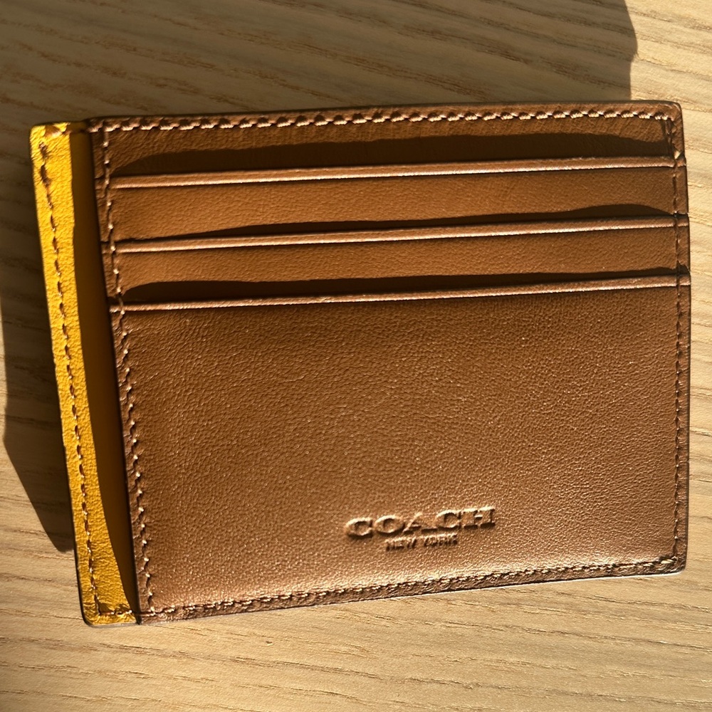 NWOT Coach x PAC-MAN Limited Edition Card Holder - Picture 2 of 9